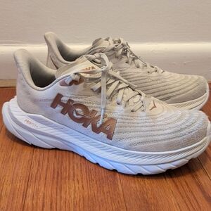 Hoka Mach 5